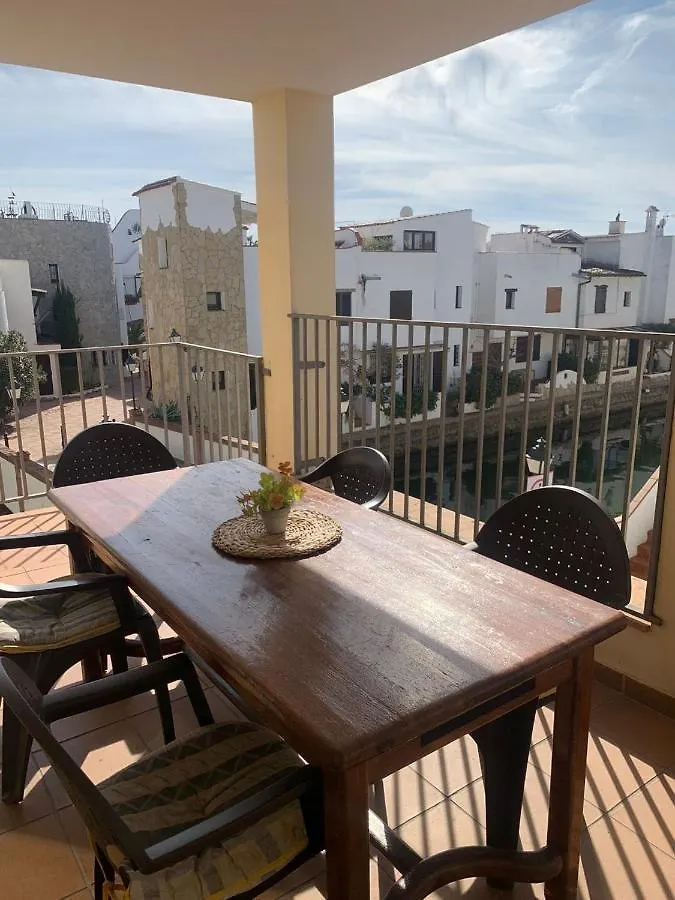 Waterside Apartment - Two Bedroom Empuriabrava 0*,  Spanien